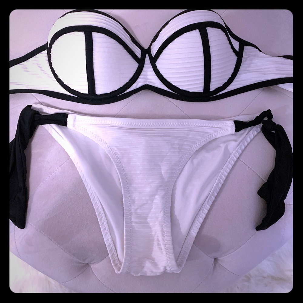 White & Black bikini